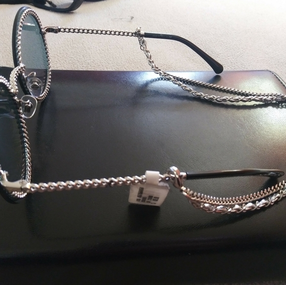 Chanel-gasses - Picture 6 of 8